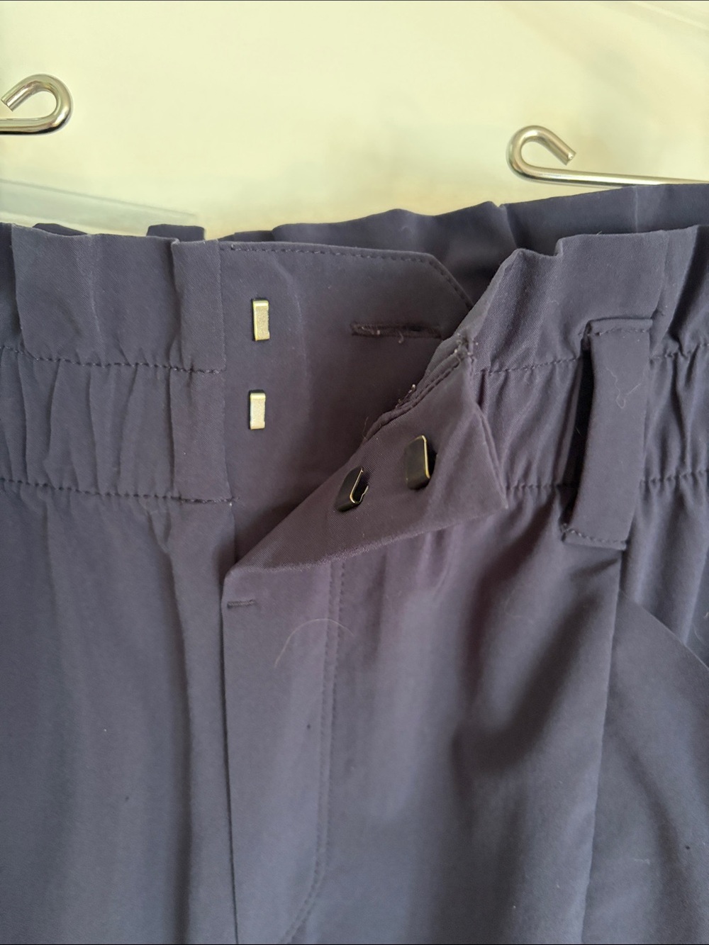 Athleta lightweight navy pants 12t - Picture 3 of 7